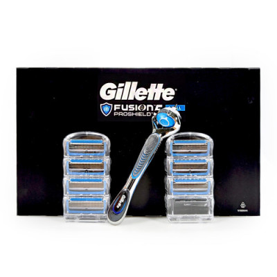 Gillette strojček+náhrada 7ks Fusion 5